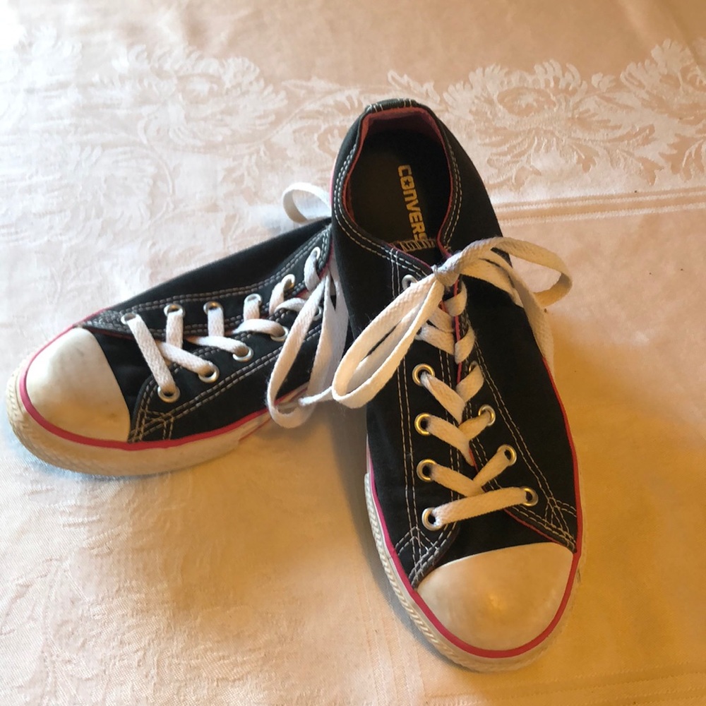 Converse all star junior tennis shoes